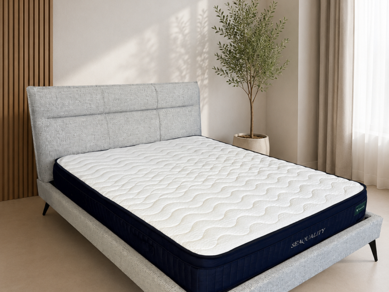Ντυτό Κρεβάτι Elite 160x200 με ύφασμα Easy Cleaning και μεταλλικά πόδια σε ανοιχτό γκρι χρώμα.